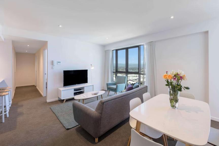 Beach Residences 2-Br River View Гоулд Коуст Екстериор снимка